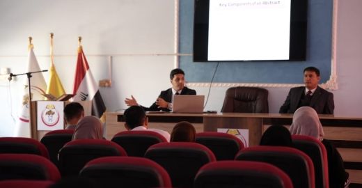 كلية طب الاسنان جامعة ذي قار تقيم محاضرة حول كتابة